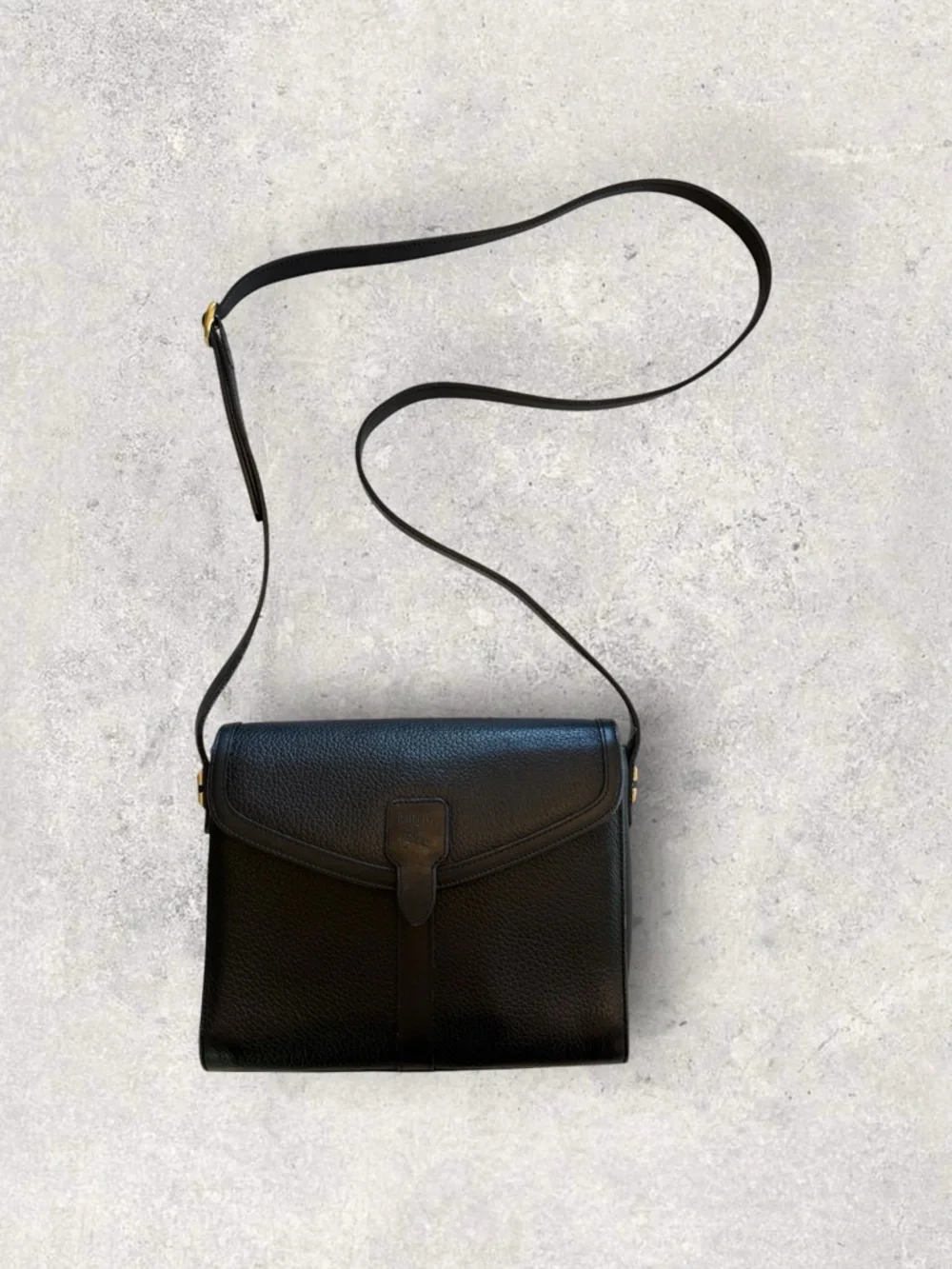 Burberry Black Pebbled Leather Shoulder Bag with Nova Check Interior - Picture 3 of 7